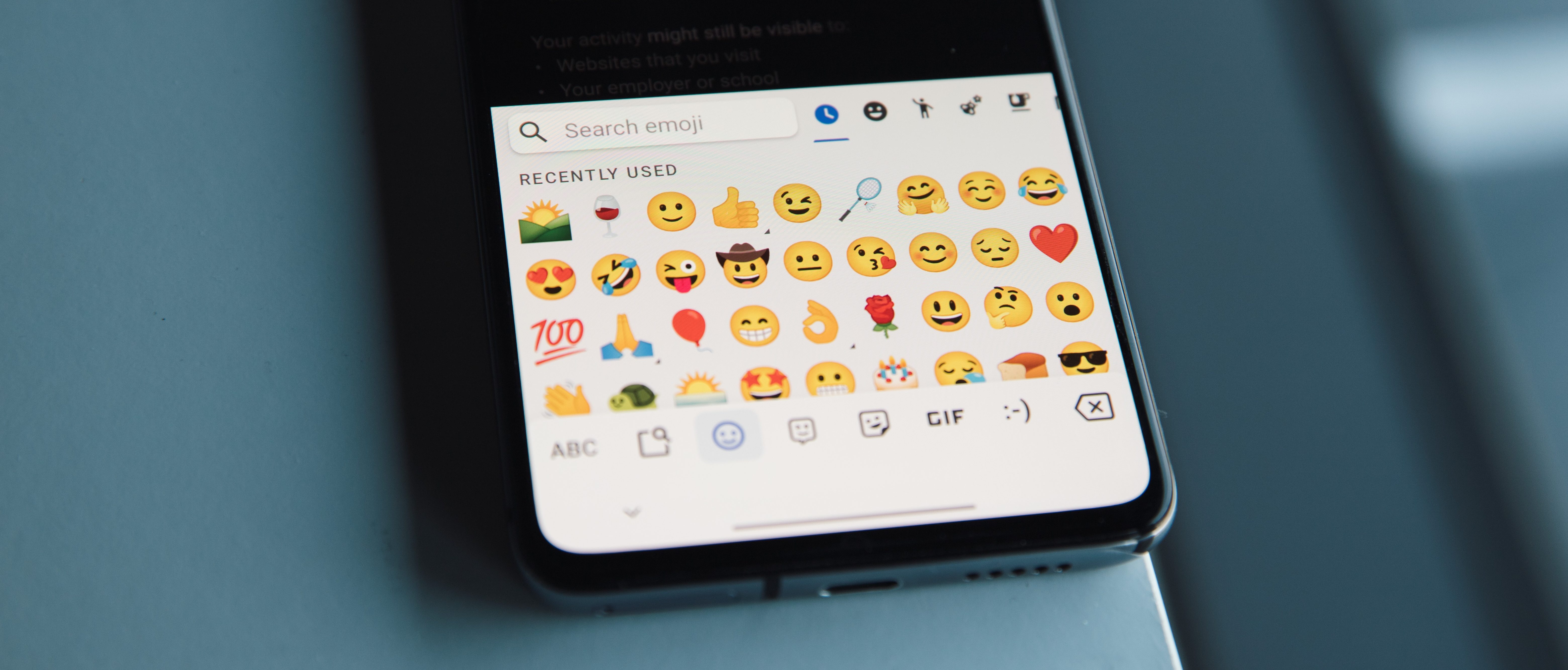 Why using 'thumbs up' emoji could be a legally binding contract